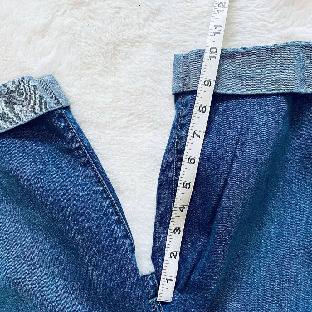 Calvin Klein Jeans Women's Bermuda Shorts Dark Wash Denim Cuffed Blue Size 10